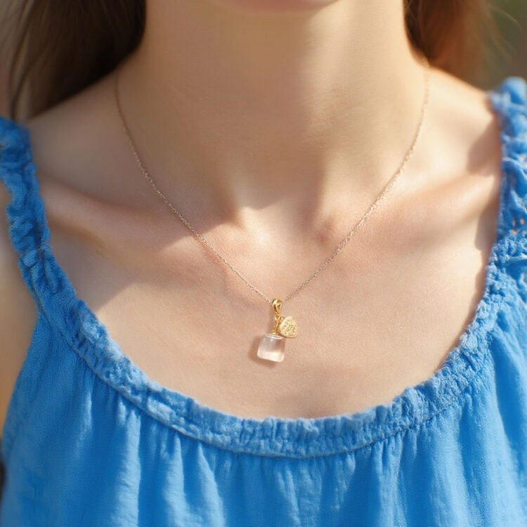Deep Sea Blue Square Necklace - 图片 2
